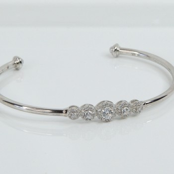 Sterling Silver/CZ Graduated 5 Cluster Torq Bangle