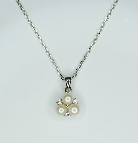 Sterling Silver/CZ Cultured Pearl (Cream Colour) Pendant and Chain